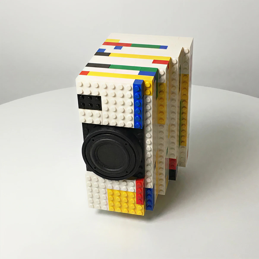 loudspeaker made of bricks